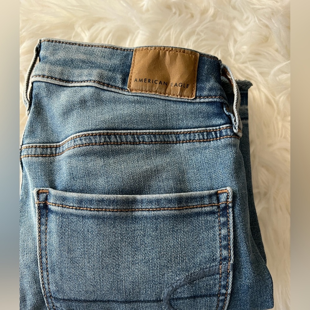 American Eagle Outfitters Lace-Up Jeans - Picture 3 of 4